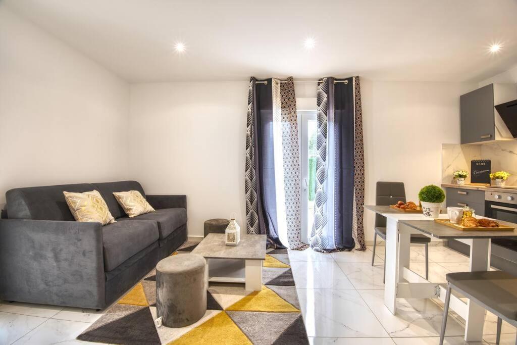 Appt P2 De 1 A 6 Pers A Rognac Exterior foto